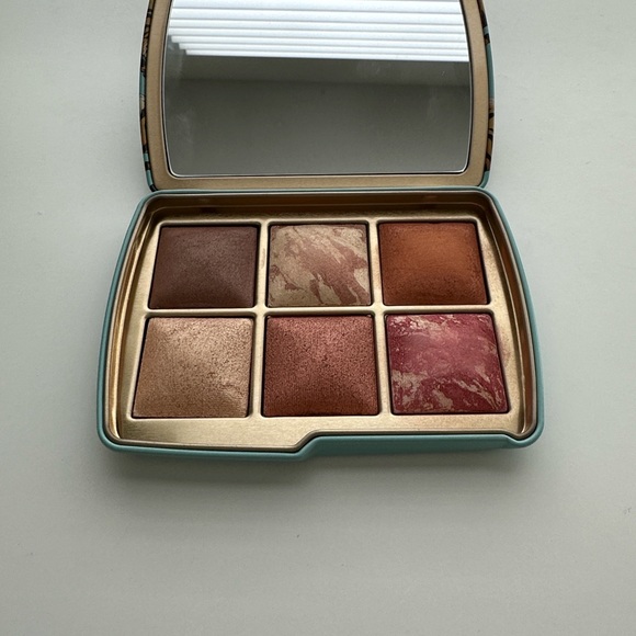 Hourglass Tiger Palette - Picture 3 of 3